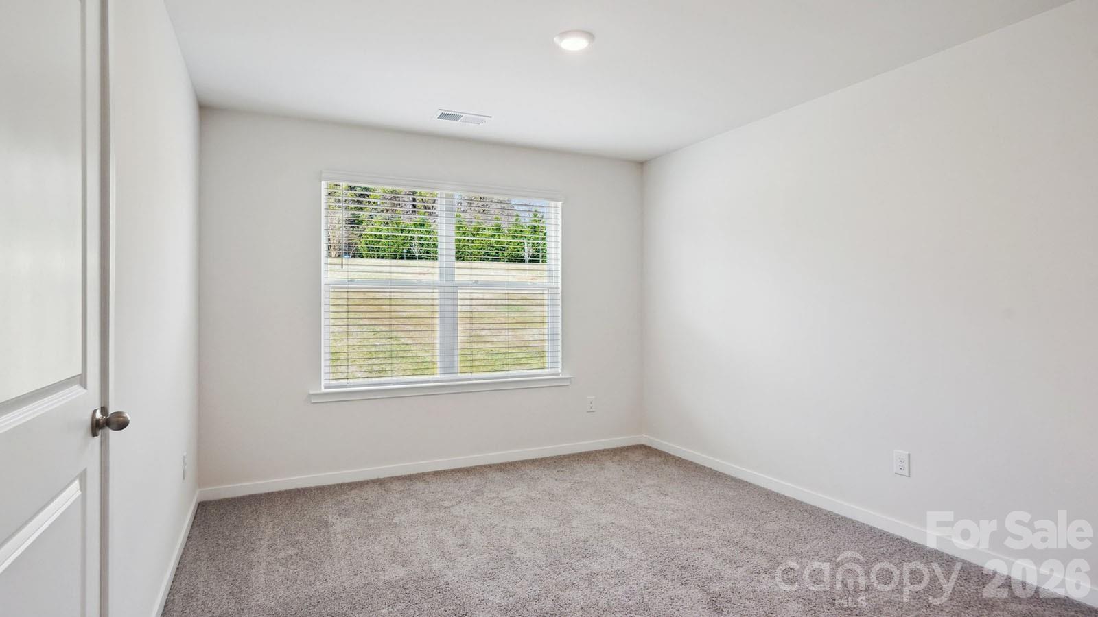 627 Country Oak Drive Asheville NC 28804