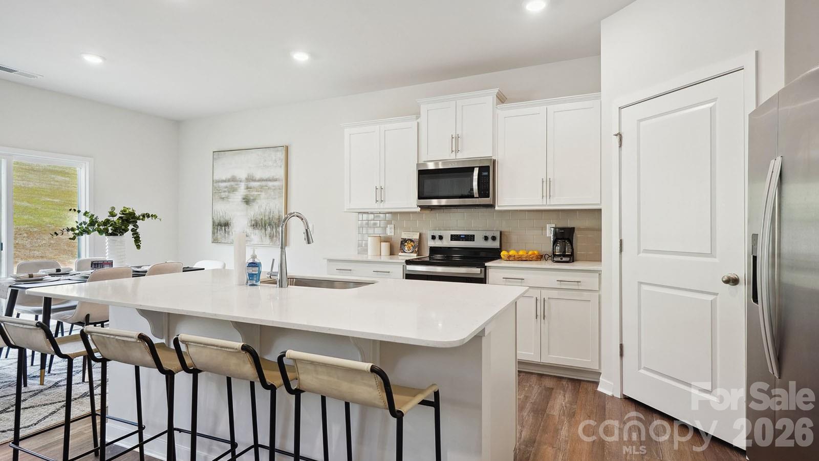 627 Country Oak Drive Asheville NC 28804