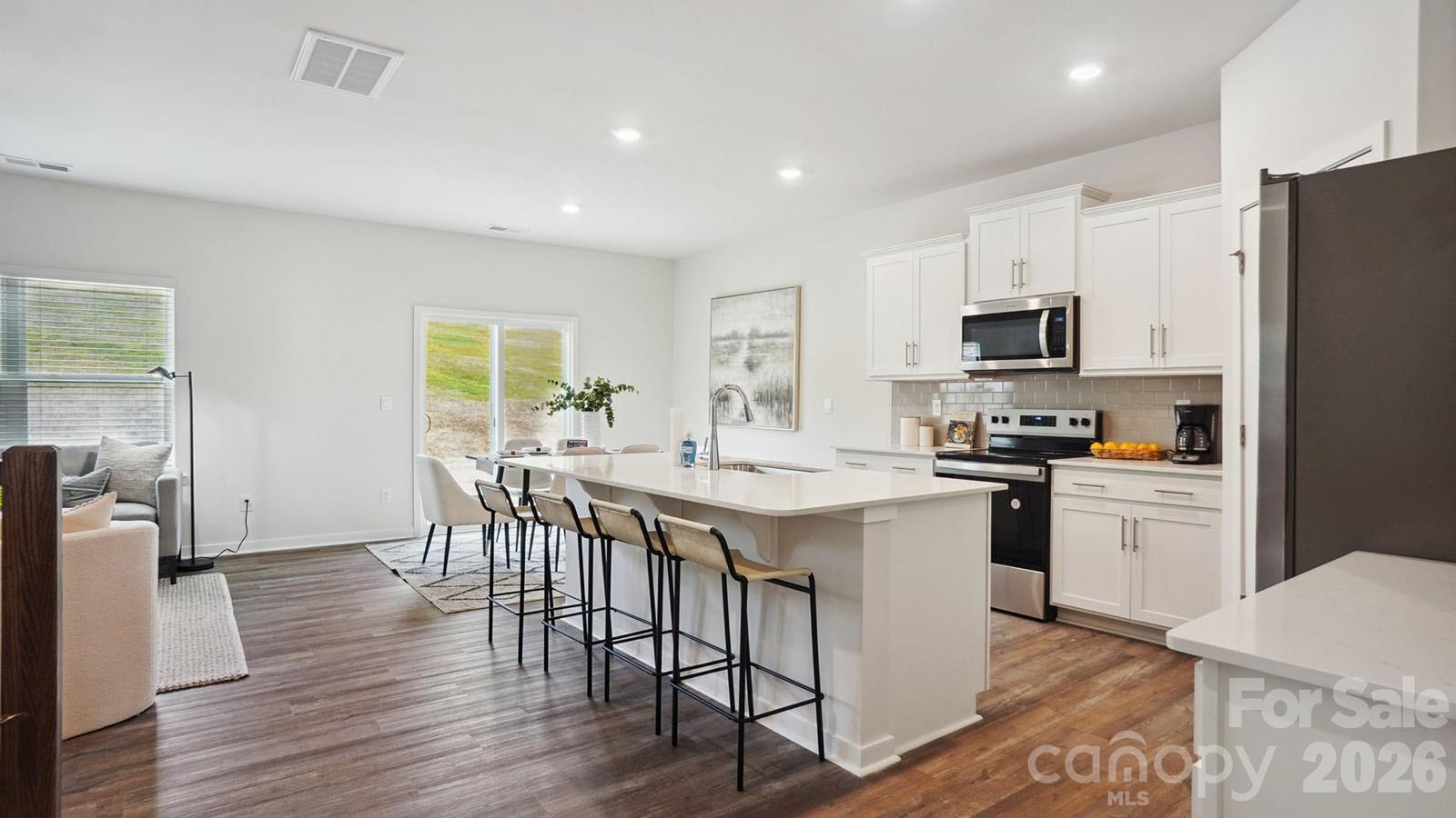 627 Country Oak Drive Asheville NC 28804