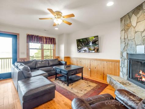 161 Scenic Wolf Drive Mars Hill NC 28754