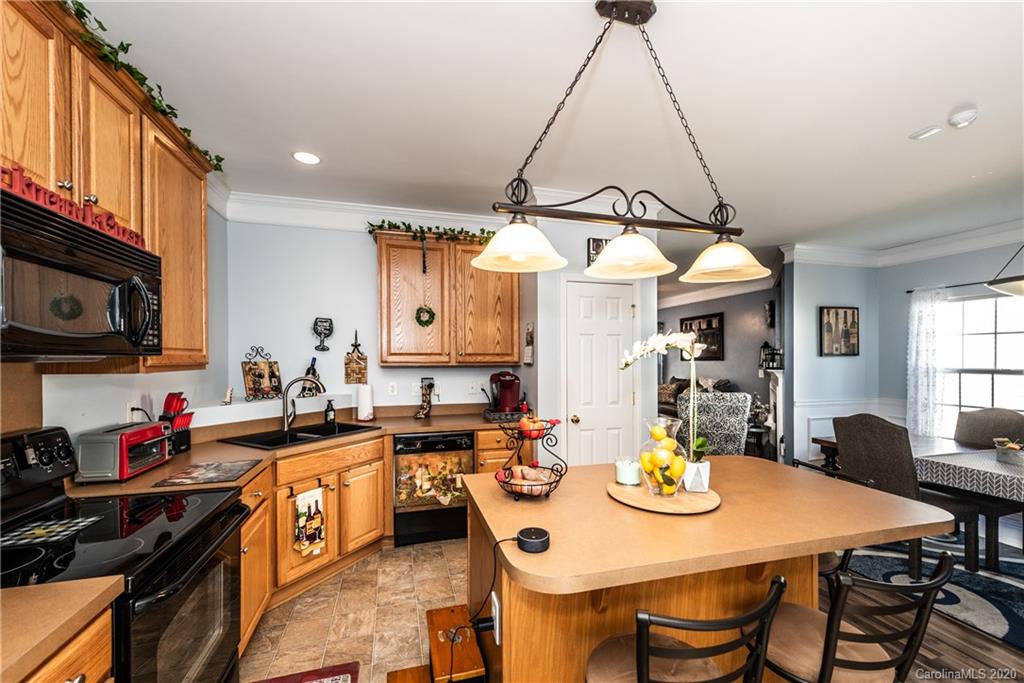 12221 Stratfield Place Circle Pineville NC 28134