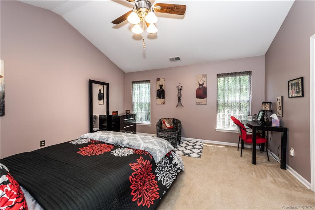 12221 Stratfield Place Circle Pineville NC 28134