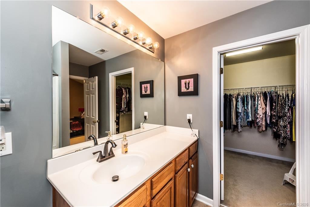12221 Stratfield Place Circle Pineville NC 28134