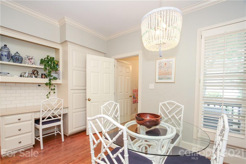 6546 Chestnut Grove Lane Charlotte NC 28210
