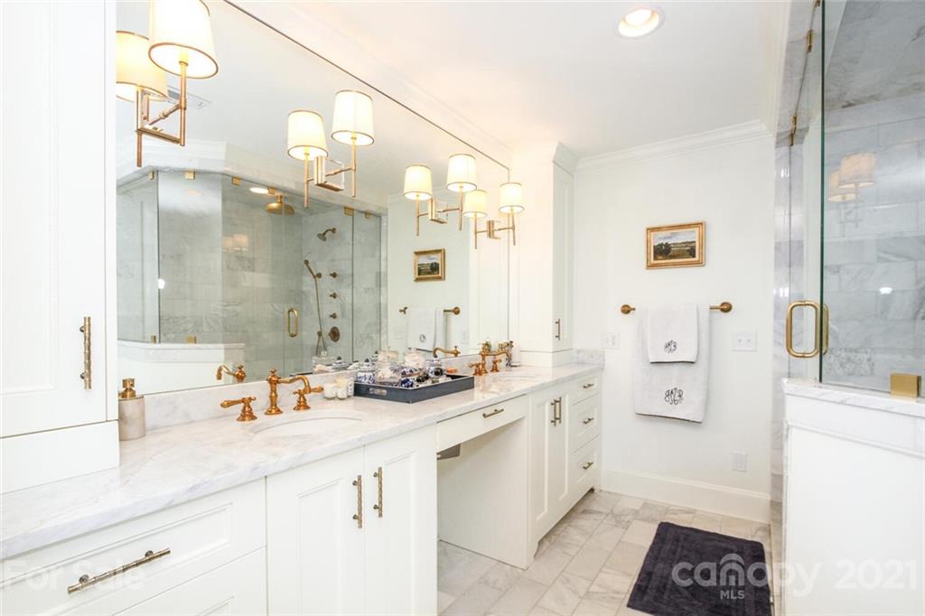 6546 Chestnut Grove Lane Charlotte NC 28210