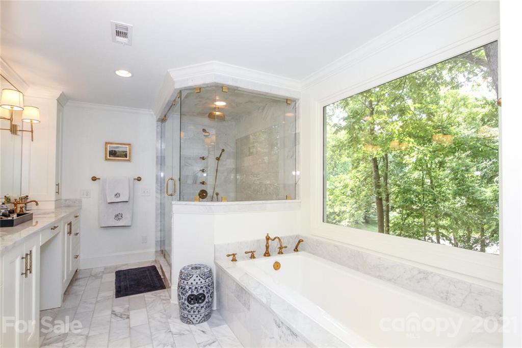 6546 Chestnut Grove Lane Charlotte NC 28210