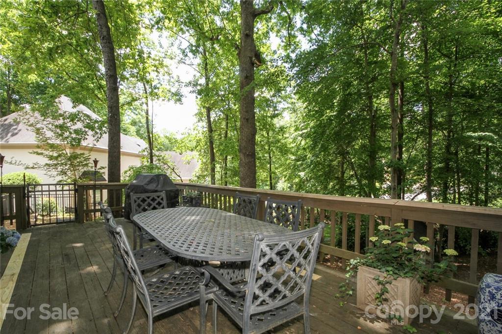 6546 Chestnut Grove Lane Charlotte NC 28210