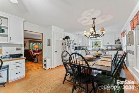 10560 Lake Royalle Road Spring Hope NC 27882