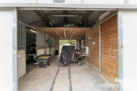 10560 Lake Royalle Road Spring Hope NC 27882