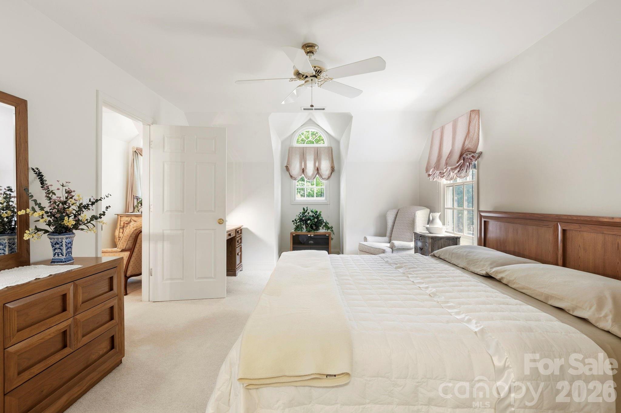 17 Crooked Oak Court Hendersonville NC 28791