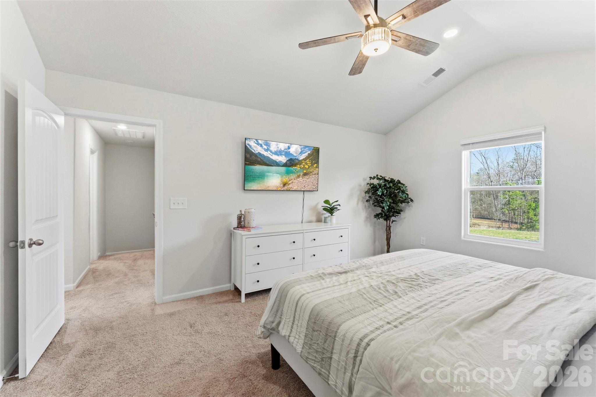 3027 Crescent Lake Lane Charlotte NC 28214