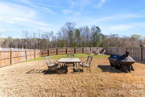 3027 Crescent Lake Lane Charlotte NC 28214
