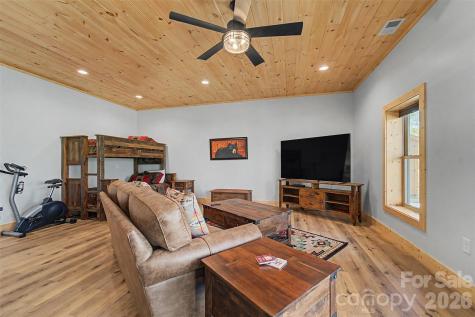 716 Equestrian Drive Bryson City NC 28713