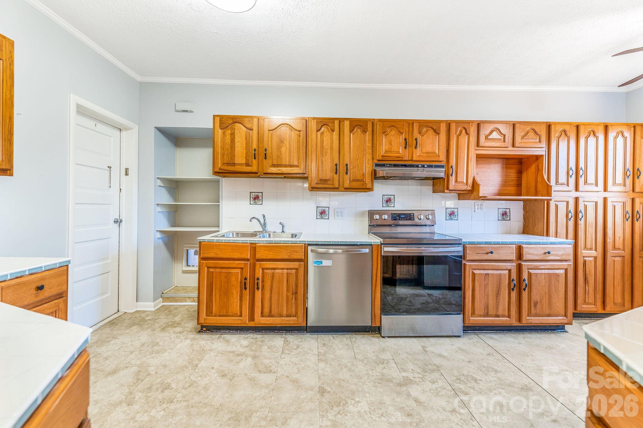 107 Woodland Church Road Clyde NC 28721