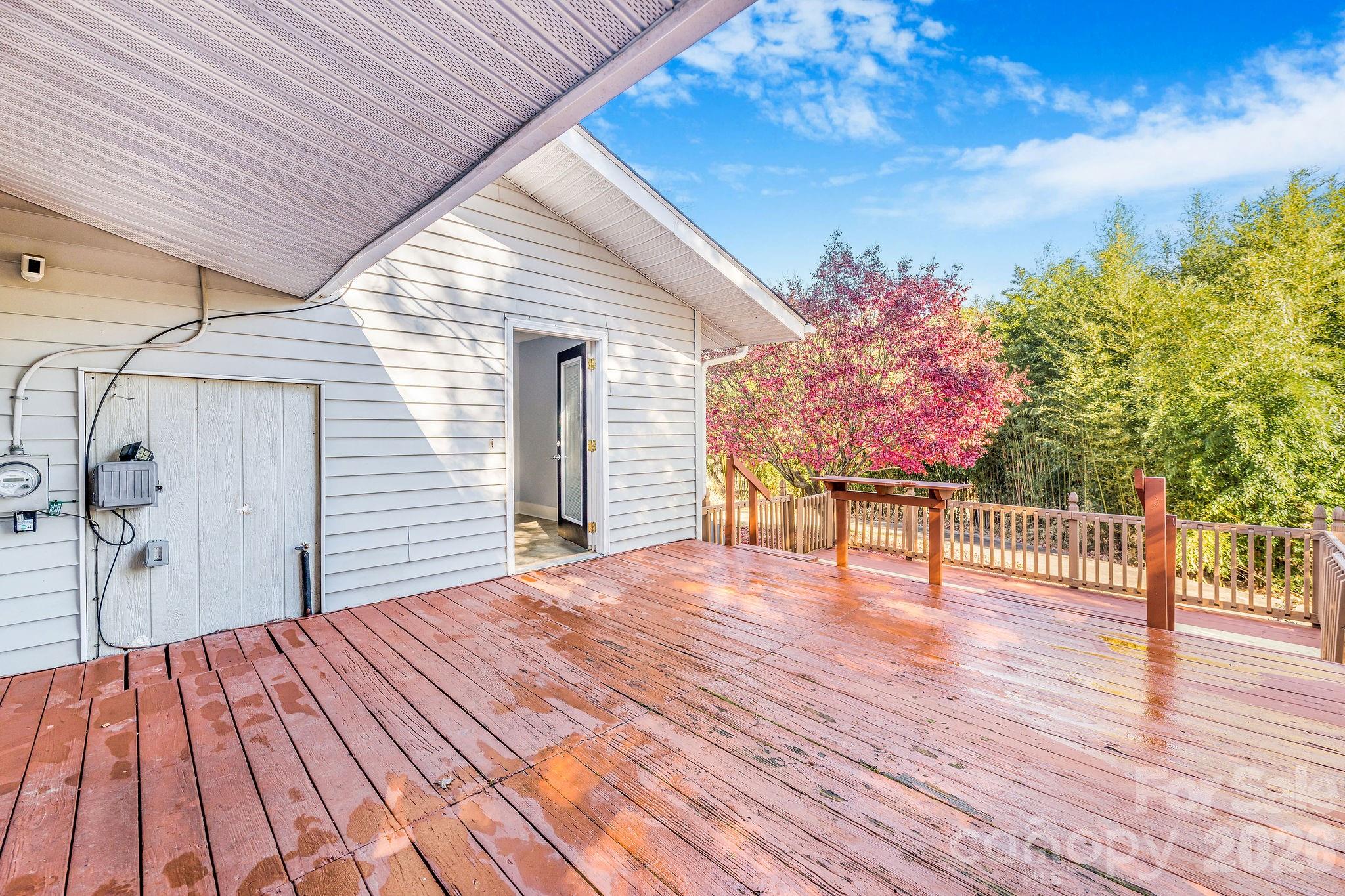 107 Woodland Church Road Clyde NC 28721