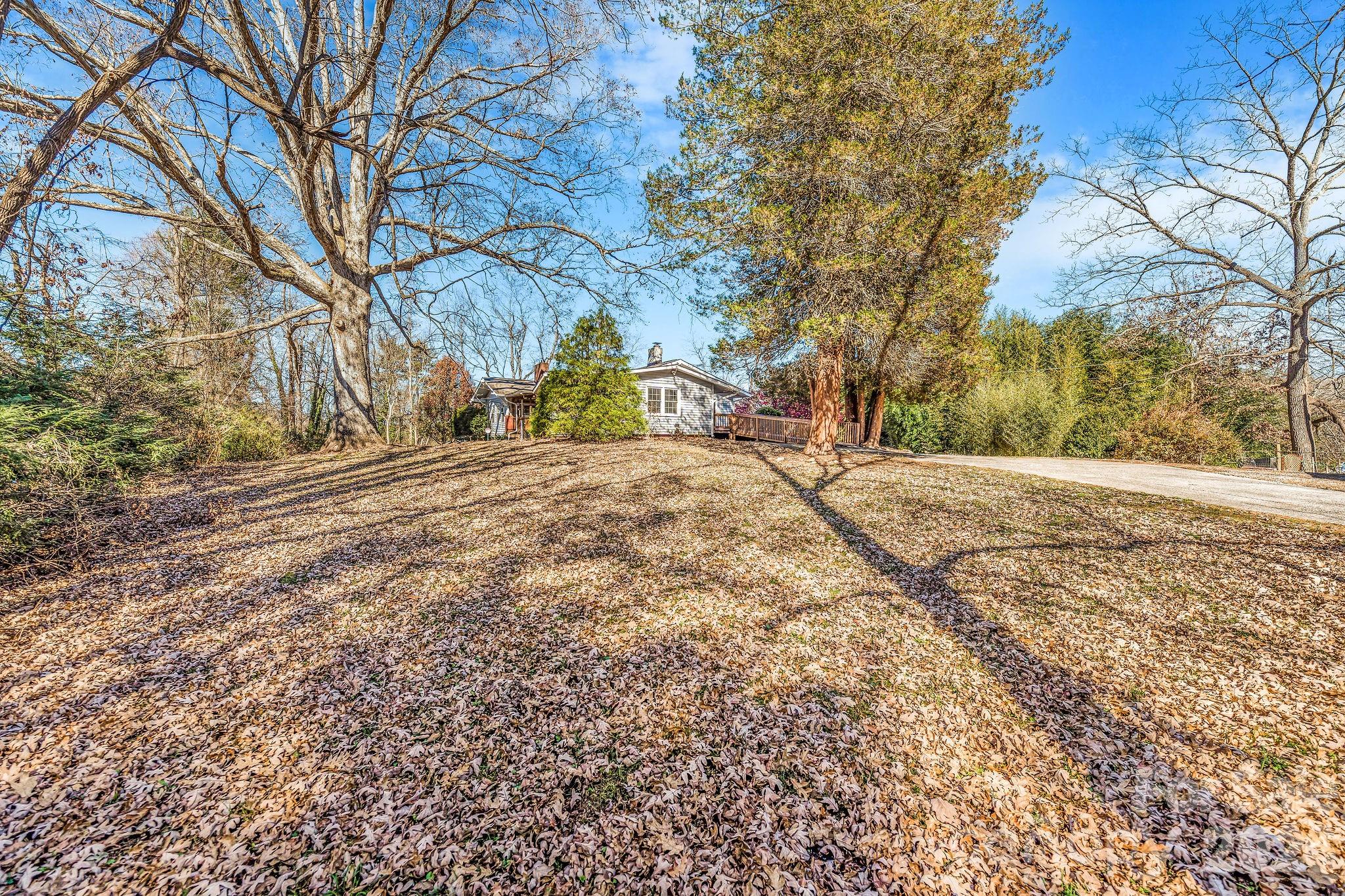 107 Woodland Church Road Clyde NC 28721