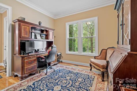 25 E Owl Creek Lane Fairview NC 28730