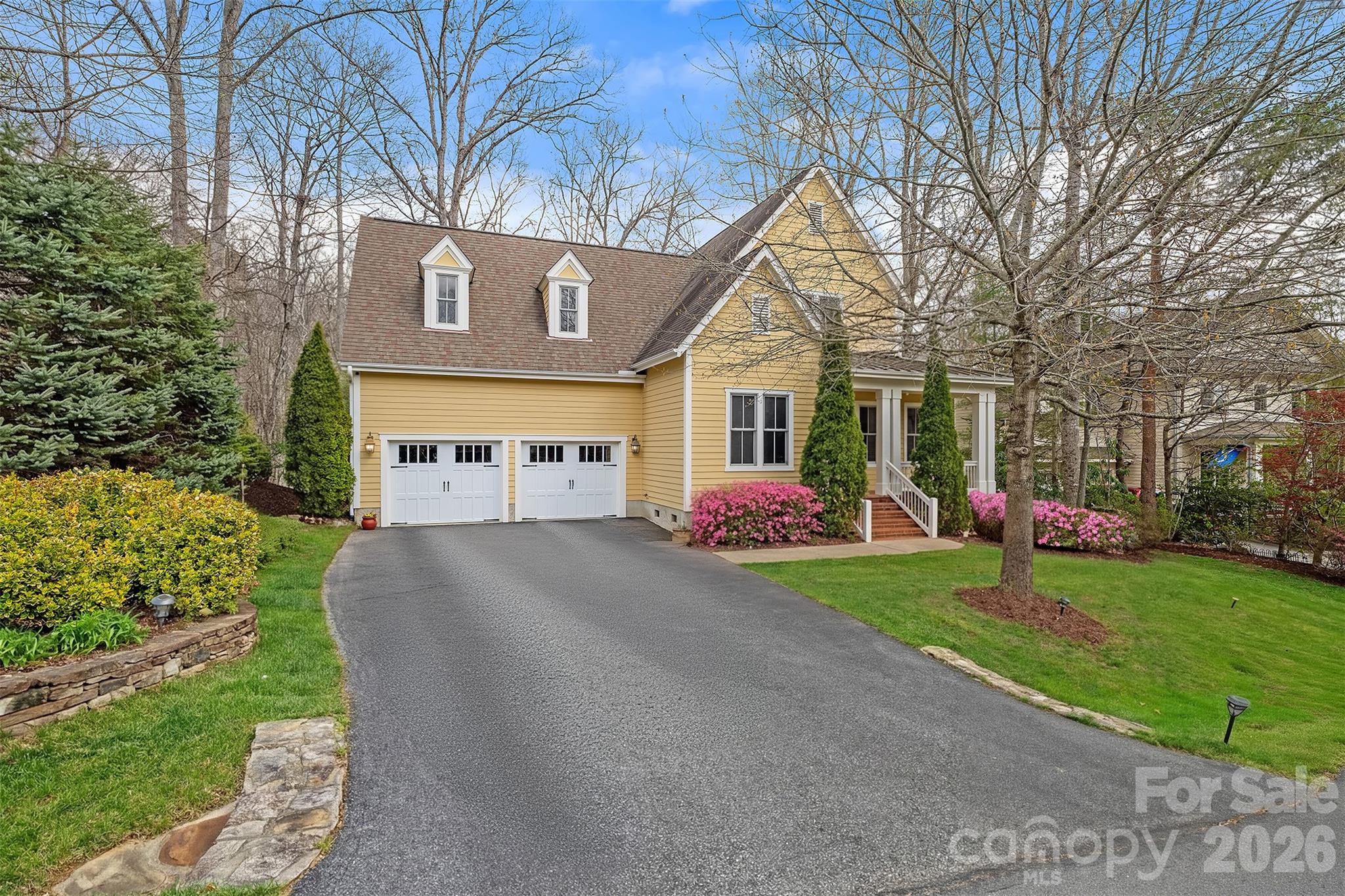 25 E Owl Creek Lane Fairview NC 28730