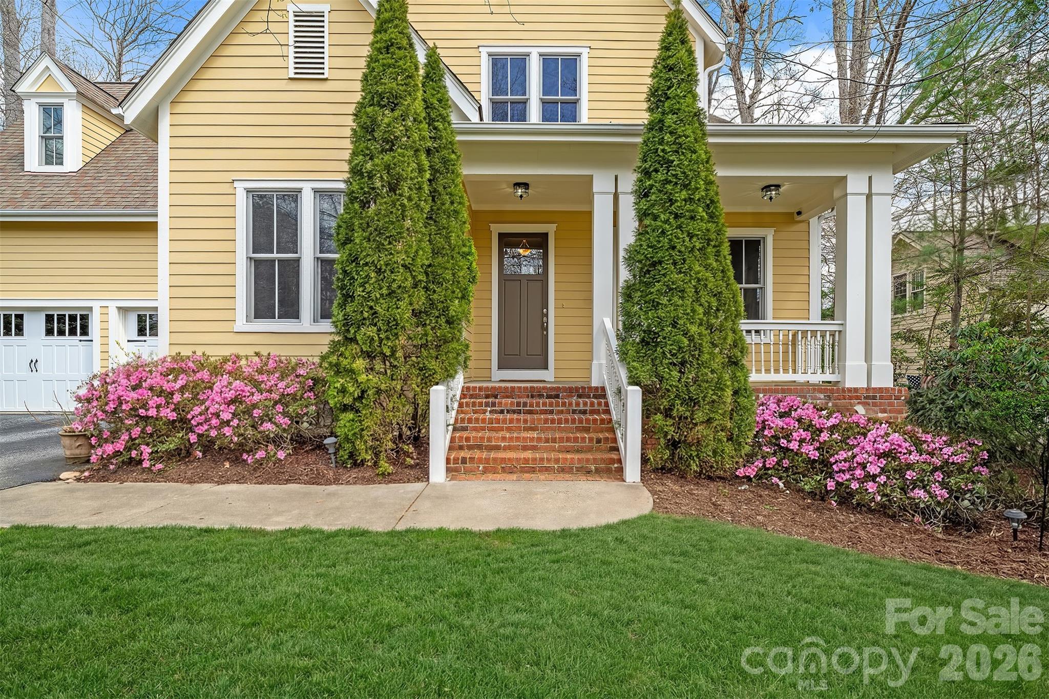 25 E Owl Creek Lane Fairview NC 28730