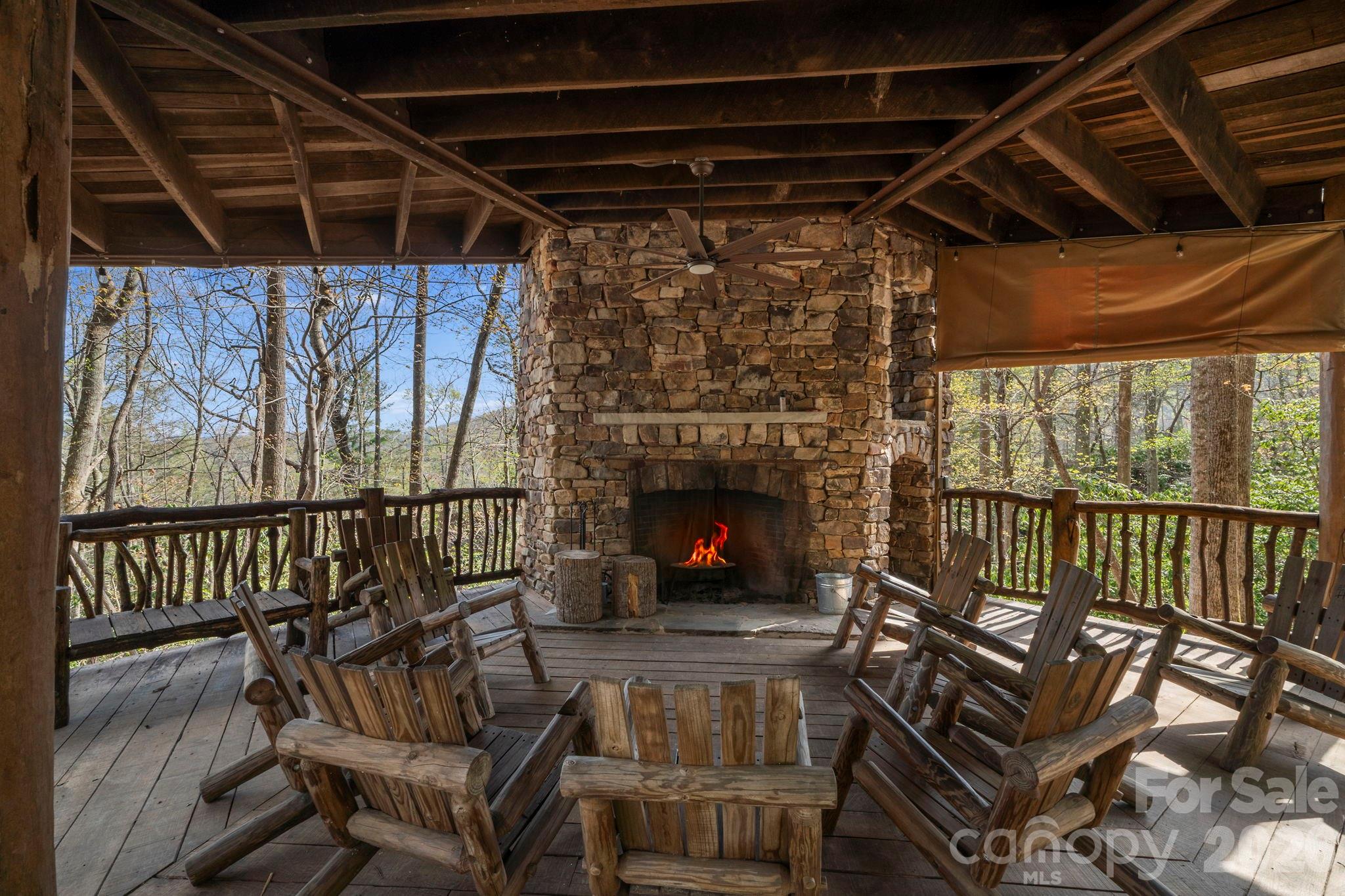 25 E Owl Creek Lane Fairview NC 28730