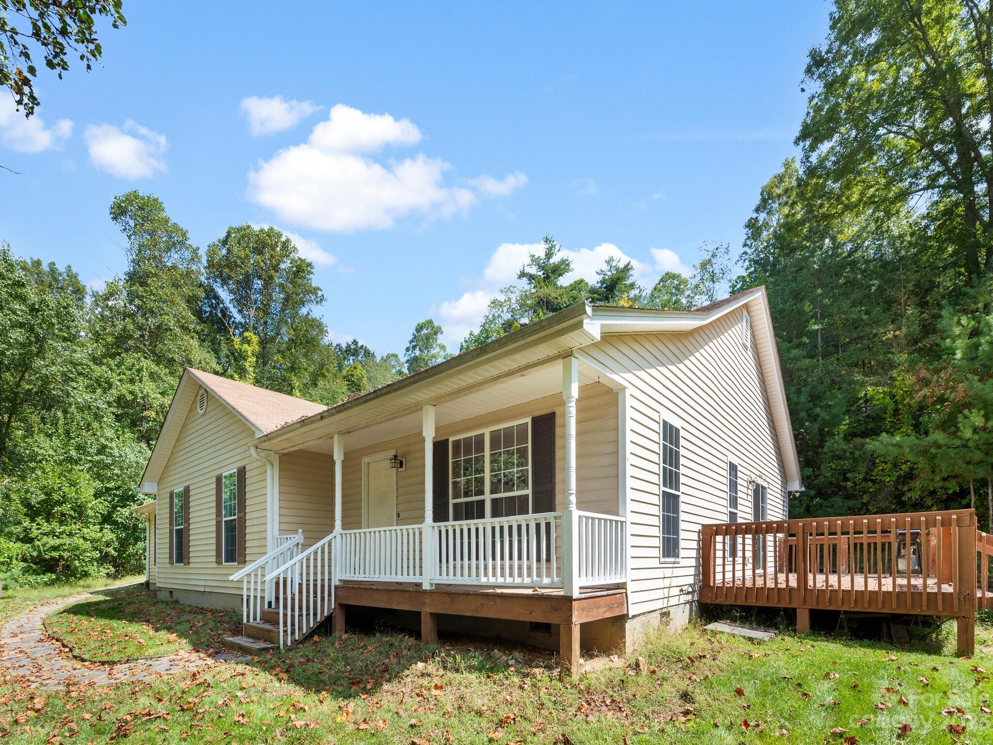 40 Crest Circle Drive Weaverville NC 28787