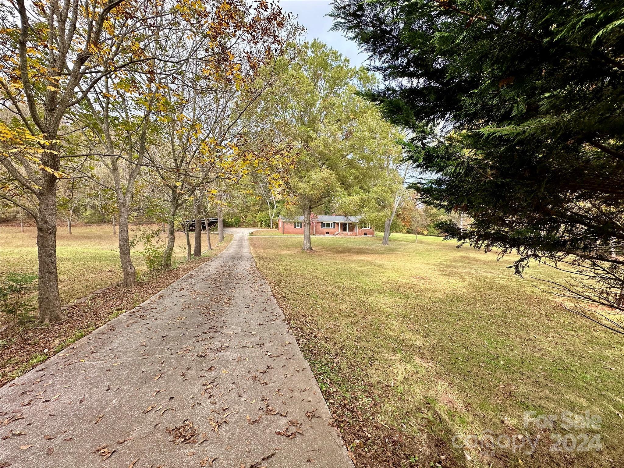 1763 Jarrett Farm Road Newton NC 28658