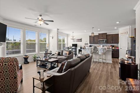 199 Fox Cove Road Hendersonville NC 28792