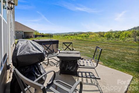 199 Fox Cove Road Hendersonville NC 28792