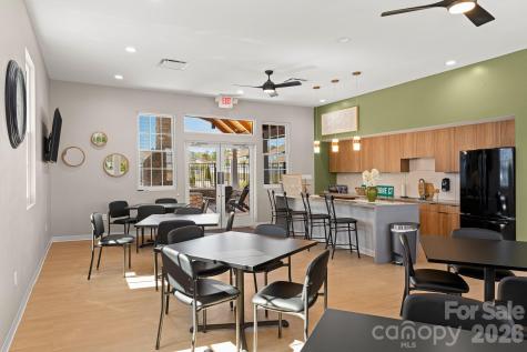 199 Fox Cove Road Hendersonville NC 28792