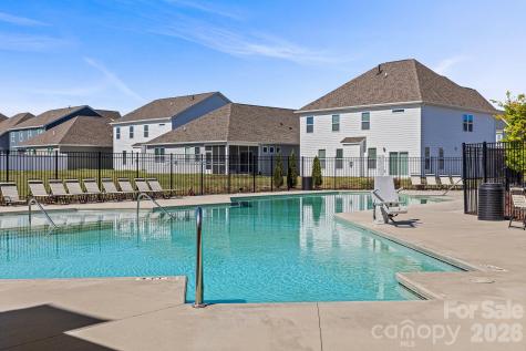 199 Fox Cove Road Hendersonville NC 28792