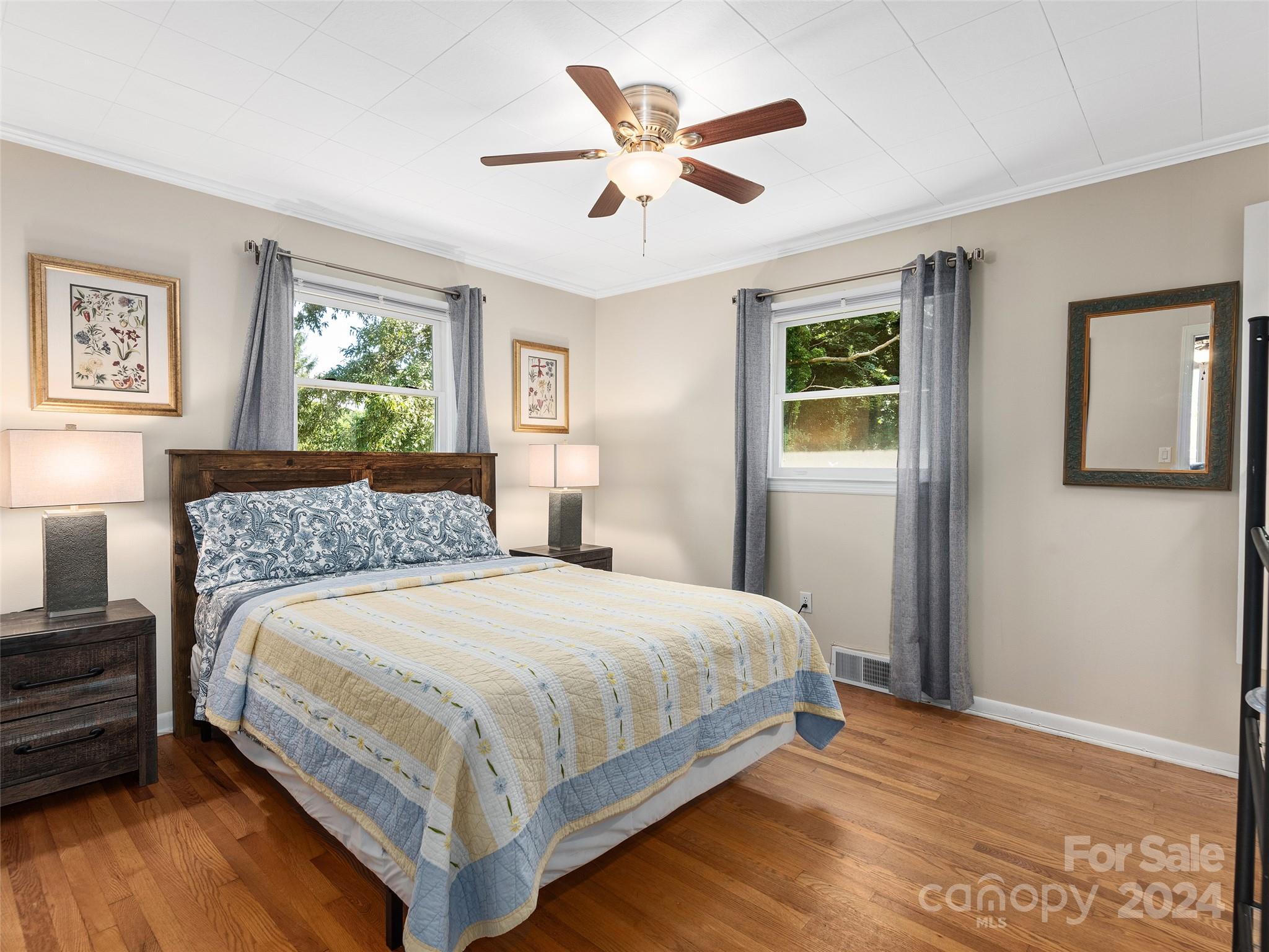 34 West Street Waynesville NC 28786