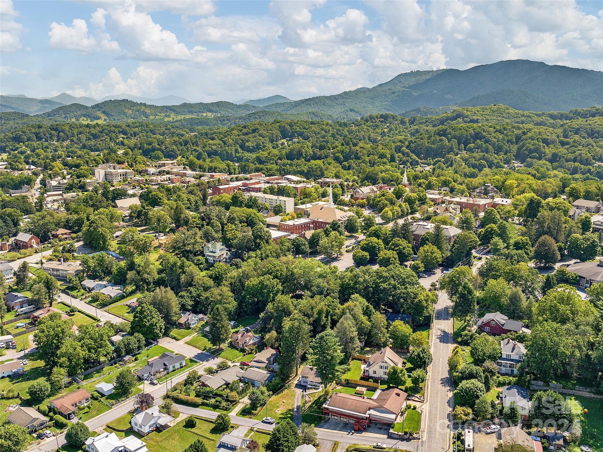 34 West Street Waynesville NC 28786