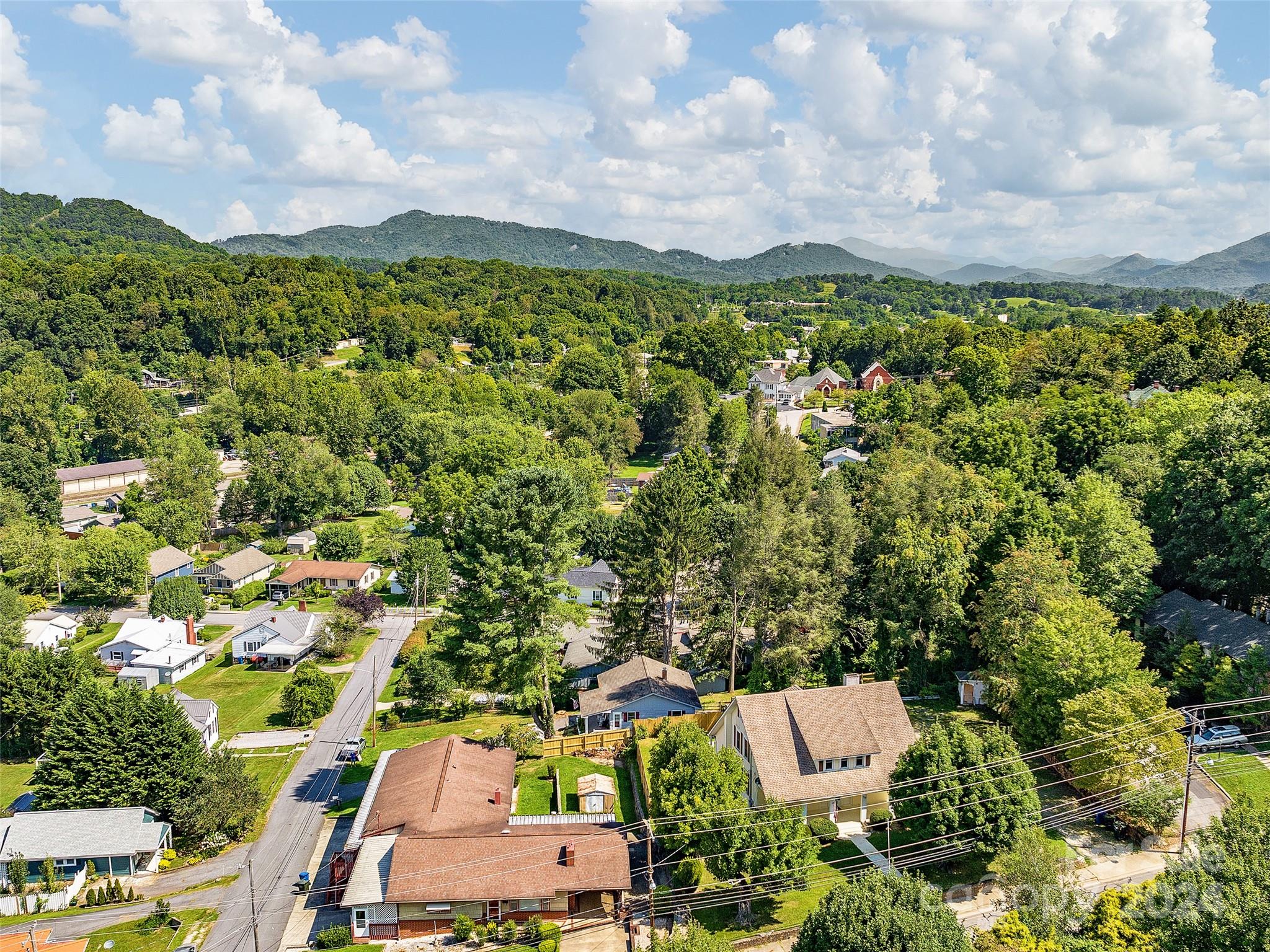 34 West Street Waynesville NC 28786