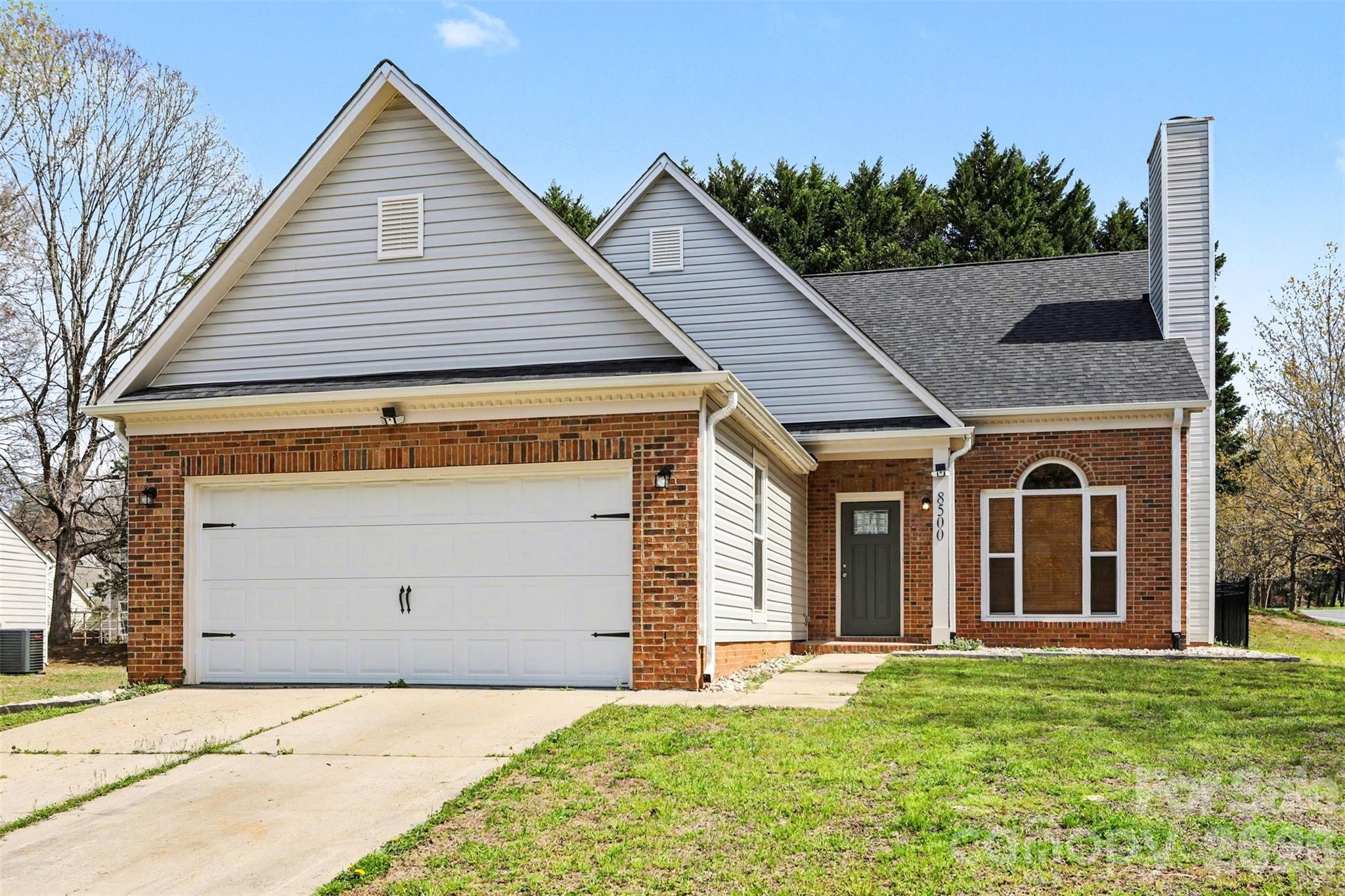 8500 Woodhill Manor Court Charlotte NC 28215