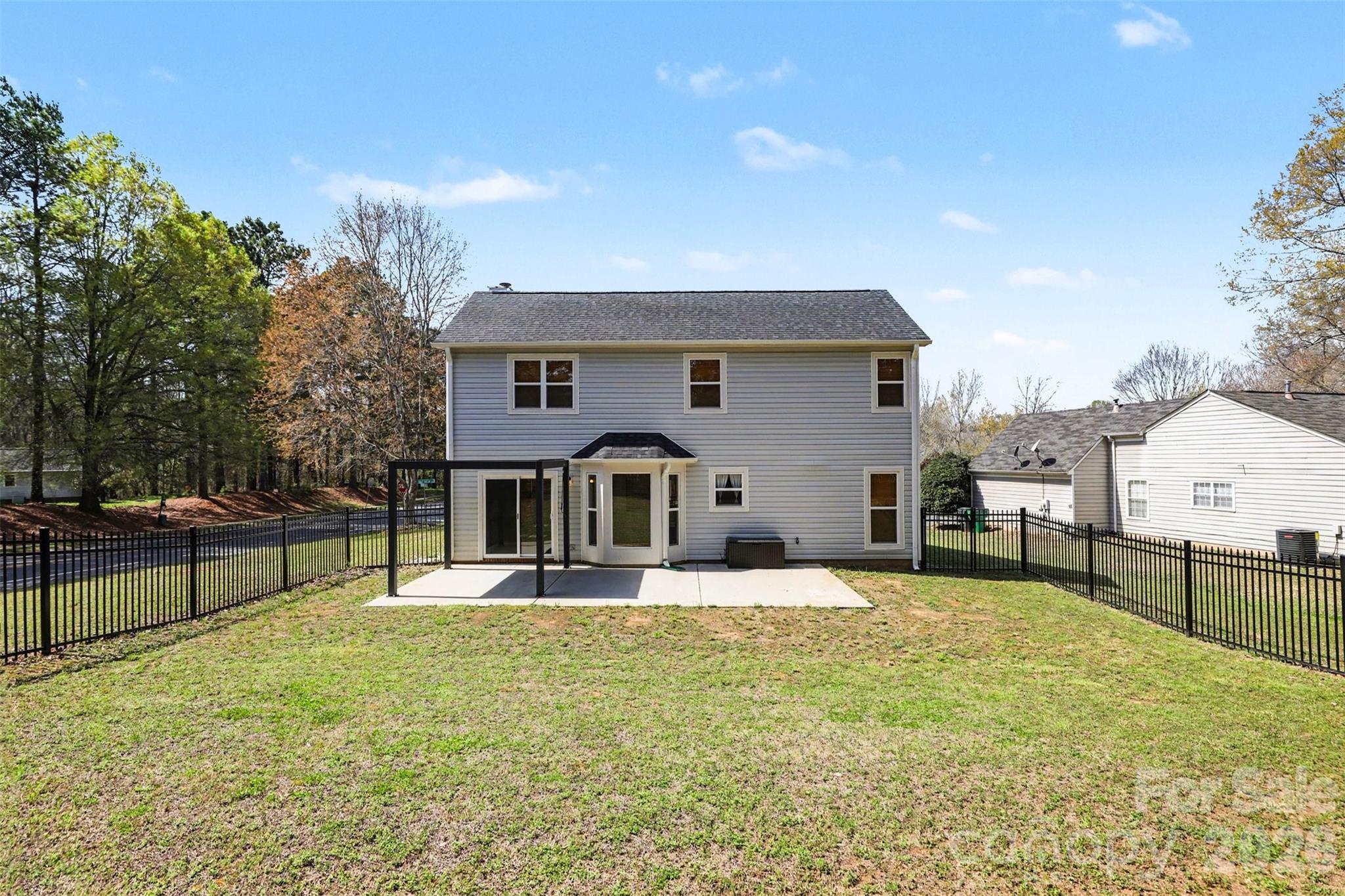 8500 Woodhill Manor Court Charlotte NC 28215