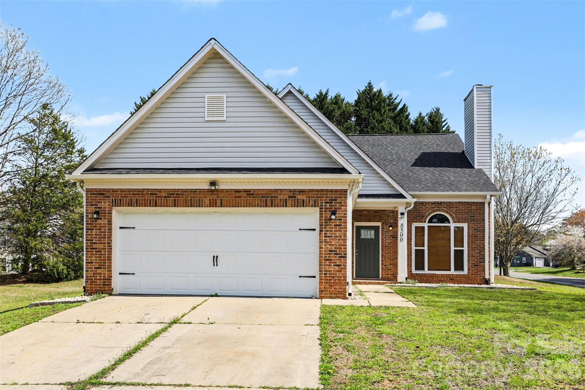 8500 Woodhill Manor Court Charlotte NC 28215