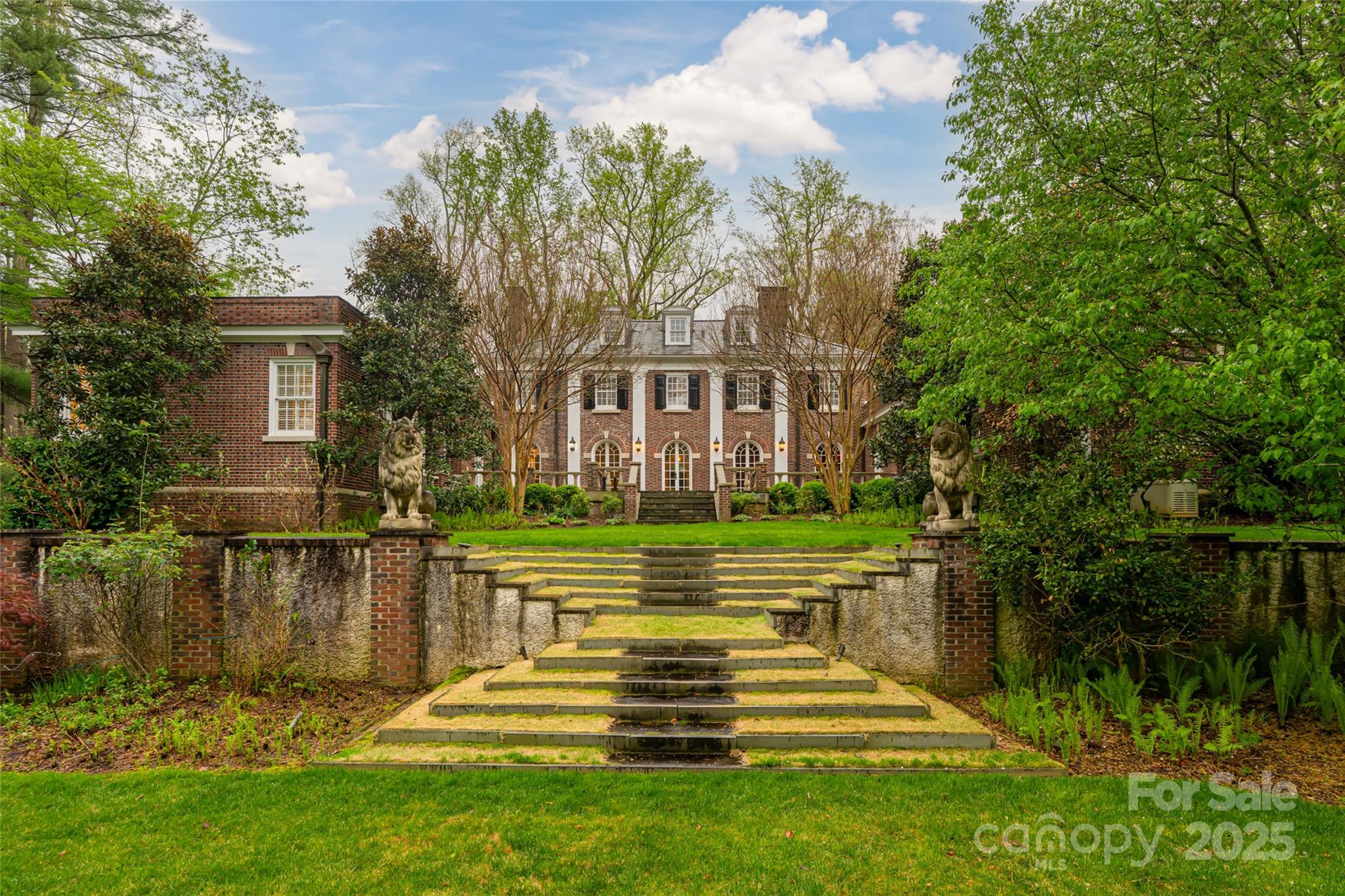 31 Busbee Road Asheville NC 28803