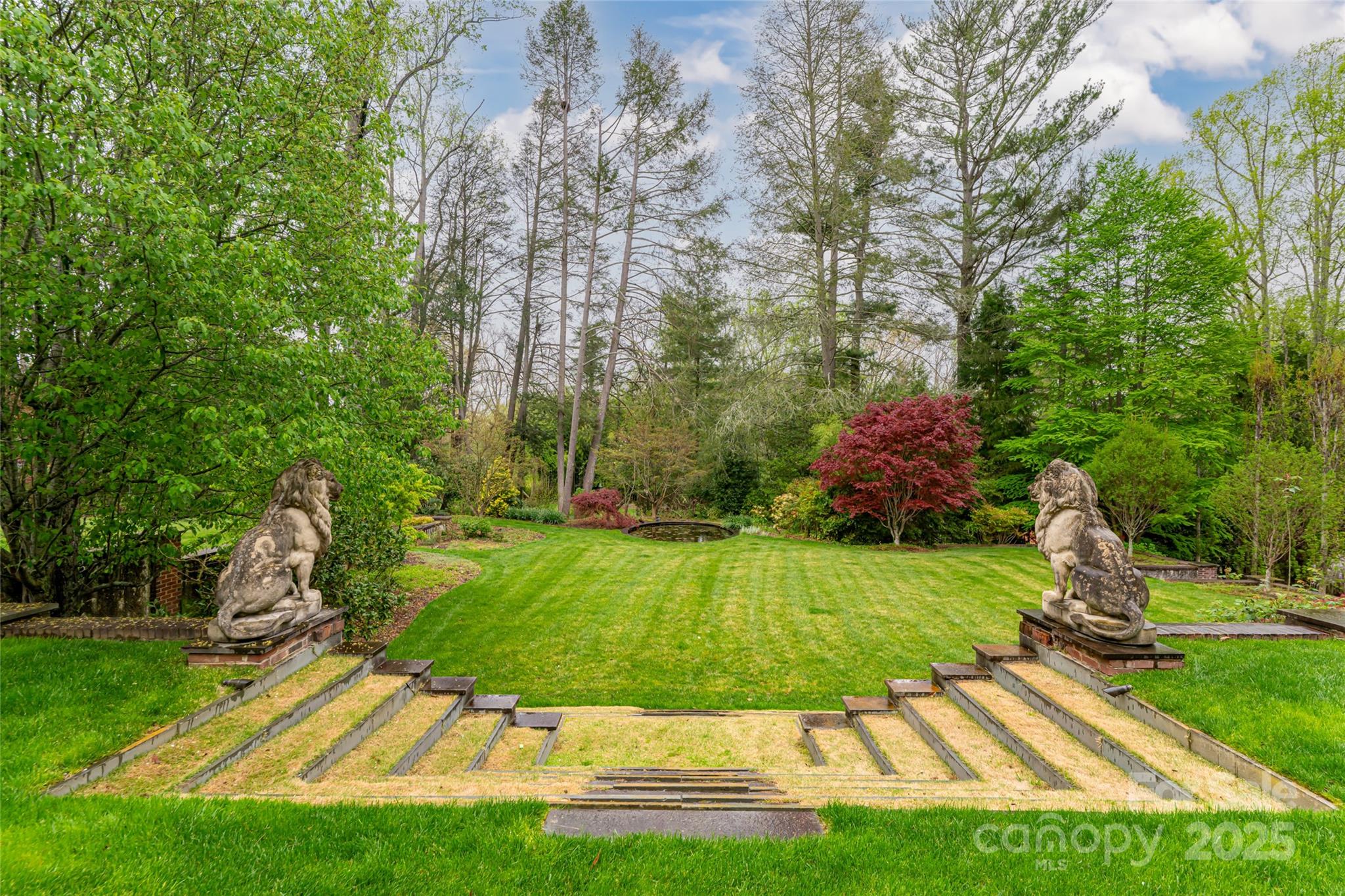 31 Busbee Road Asheville NC 28803