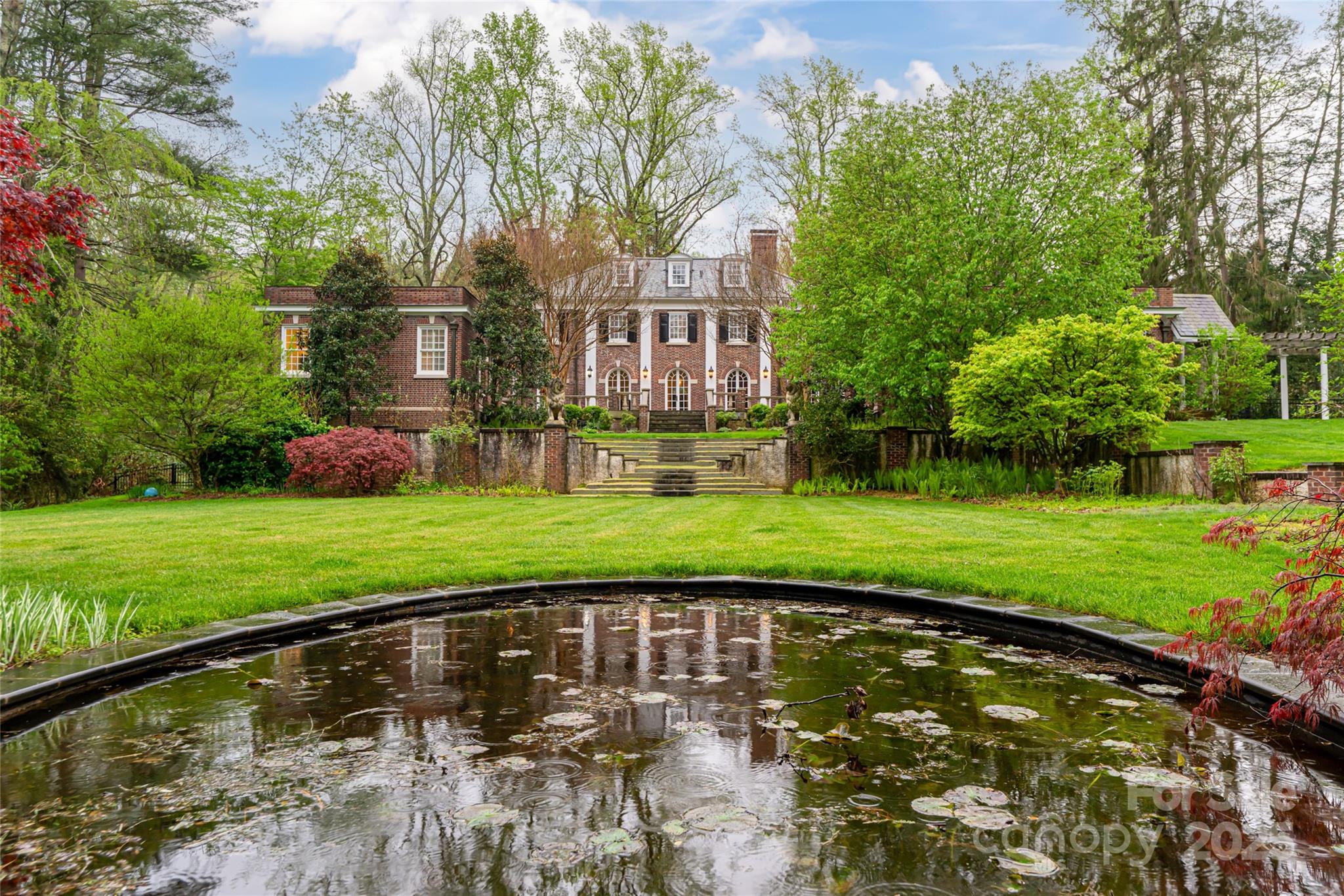 31 Busbee Road Asheville NC 28803