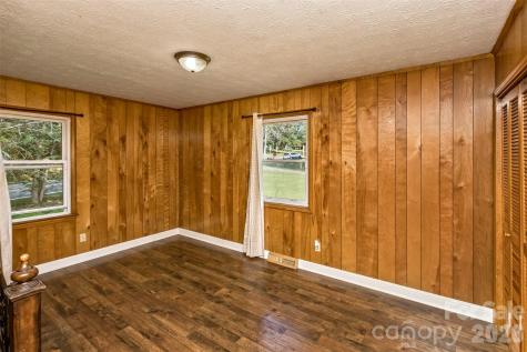30 Valley Hill Drive Canton NC 28716