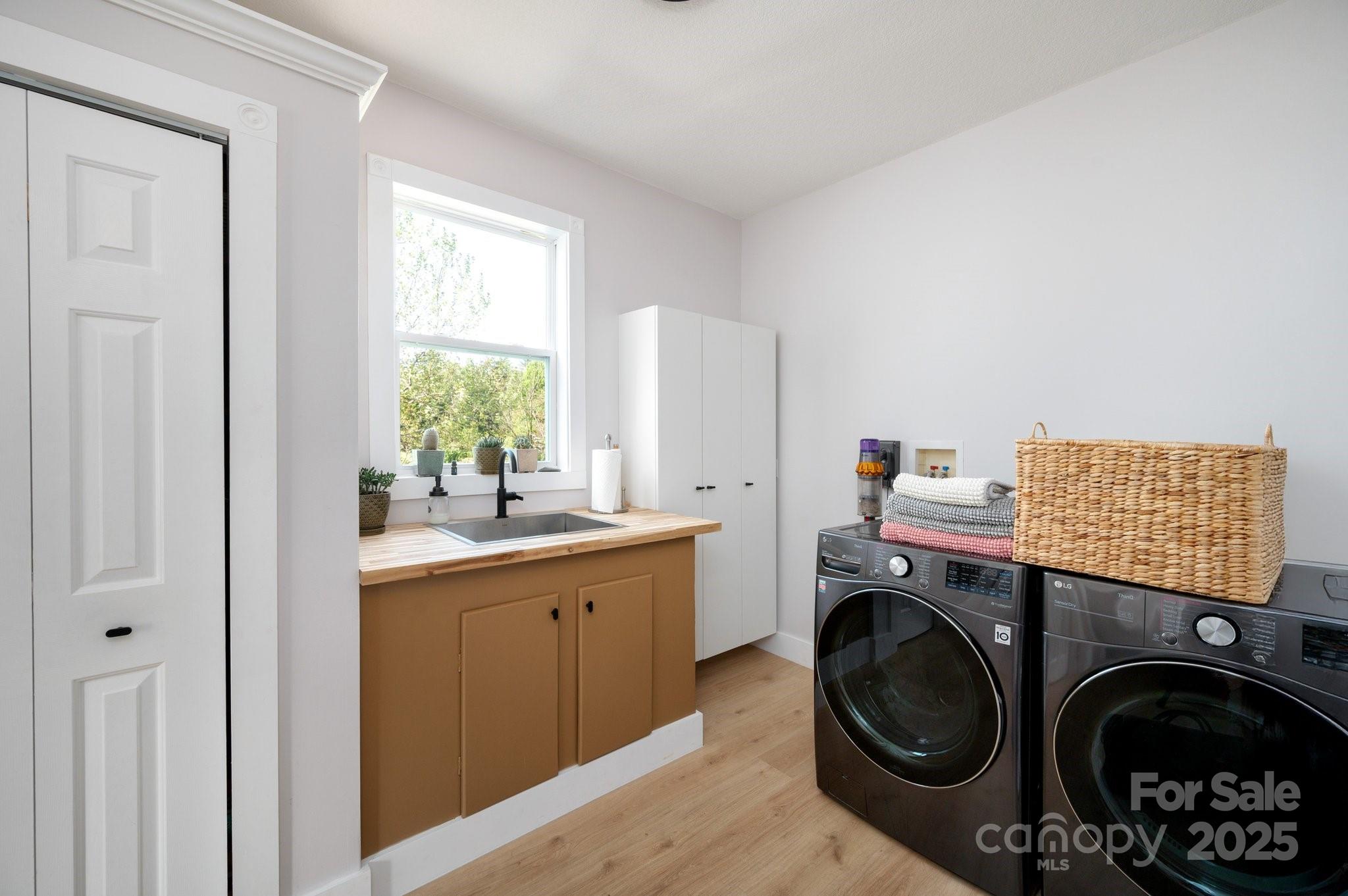 44 White Thorn Drive Alexander NC 28701