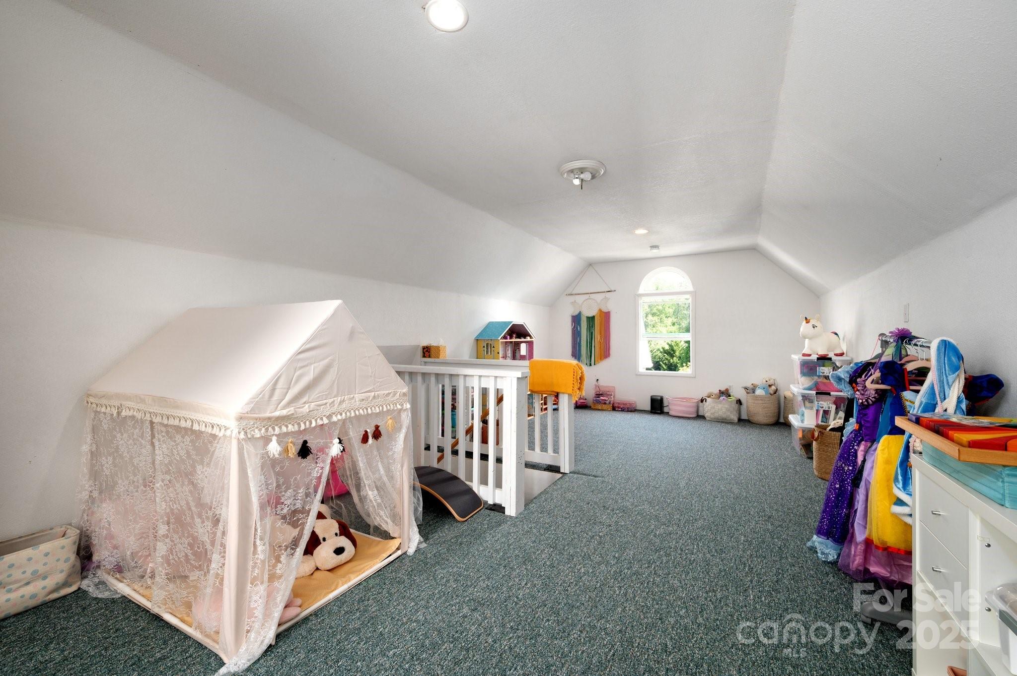 44 White Thorn Drive Alexander NC 28701