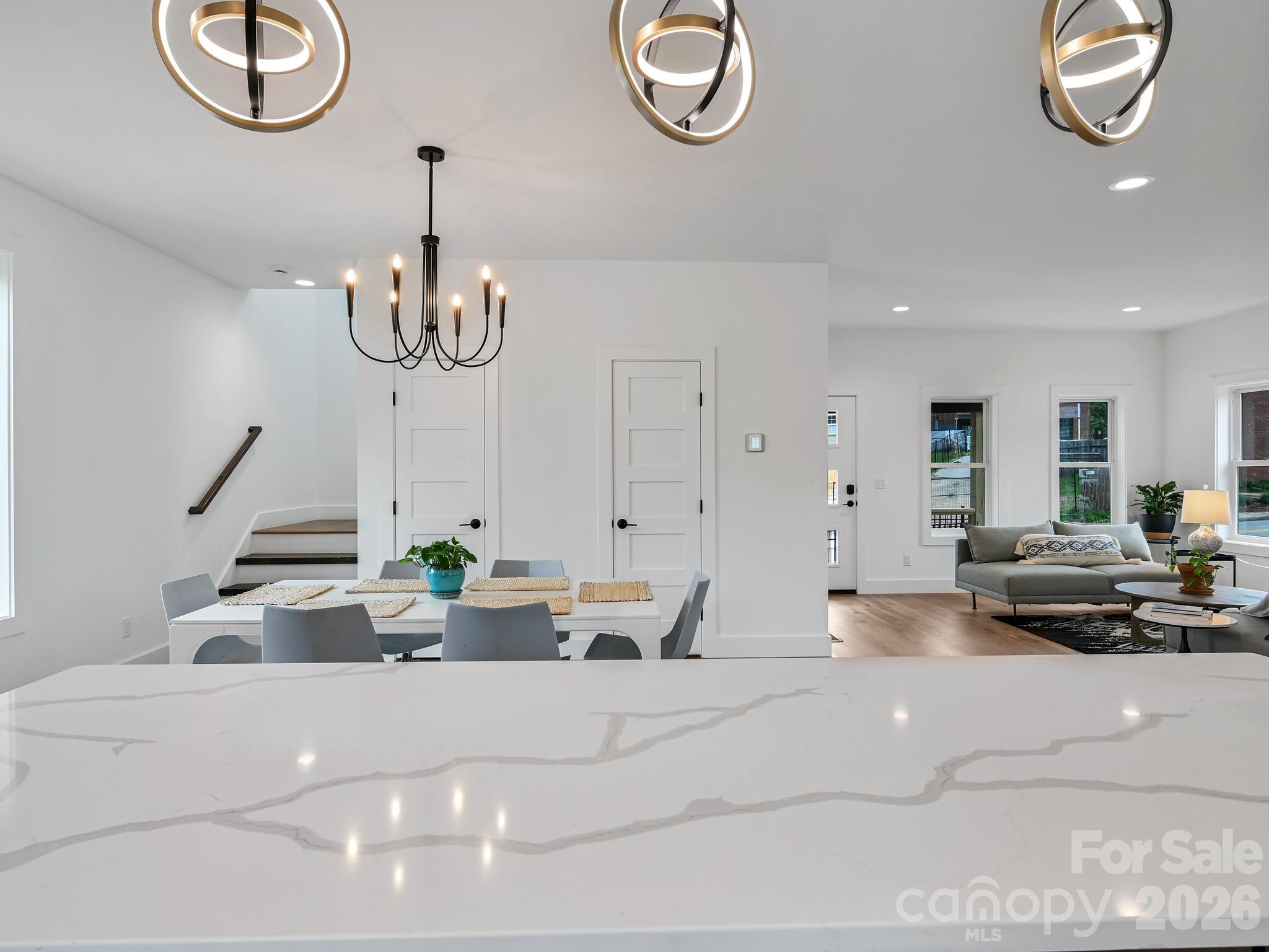 18 Sand Hill Road Asheville NC 28806