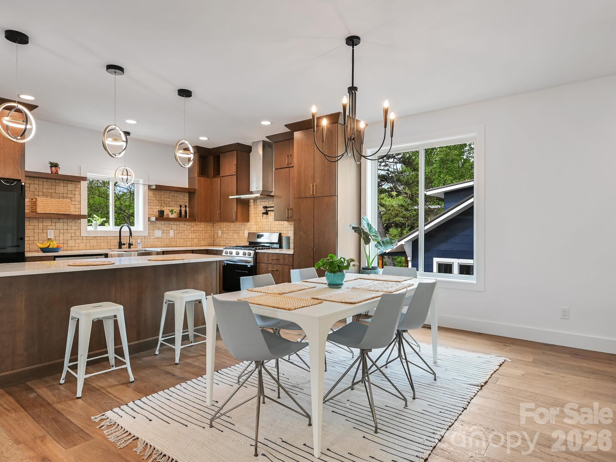 18 Sand Hill Road Asheville NC 28806