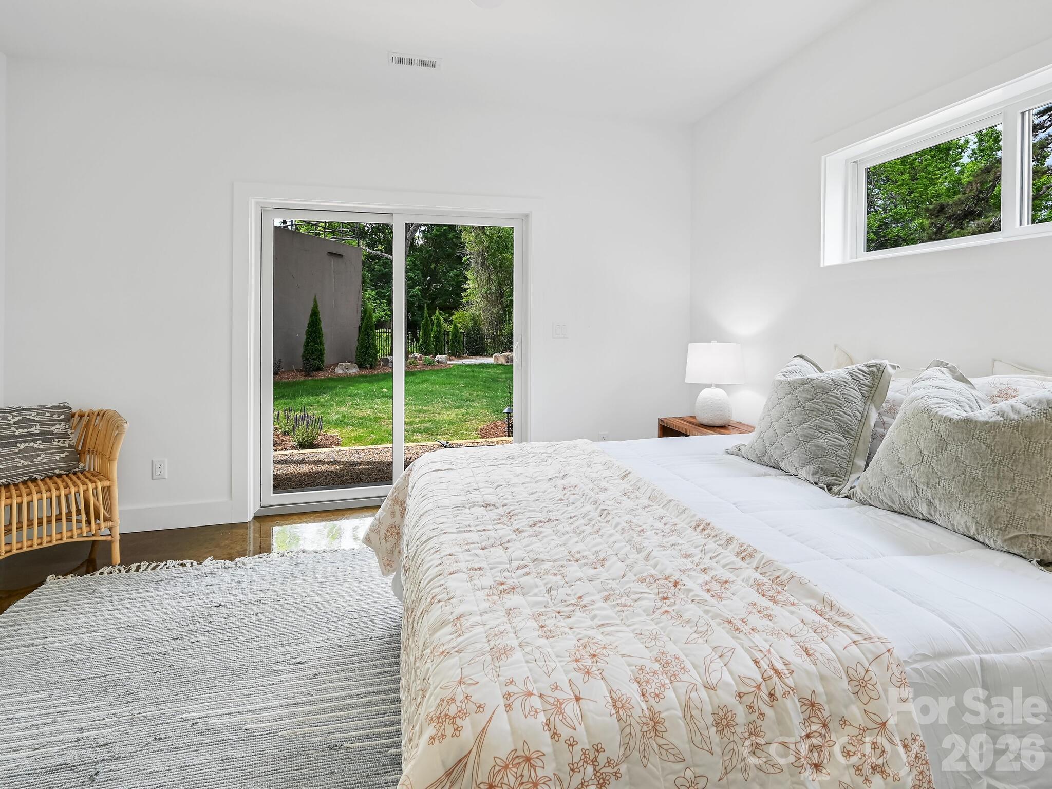 18 Sand Hill Road Asheville NC 28806