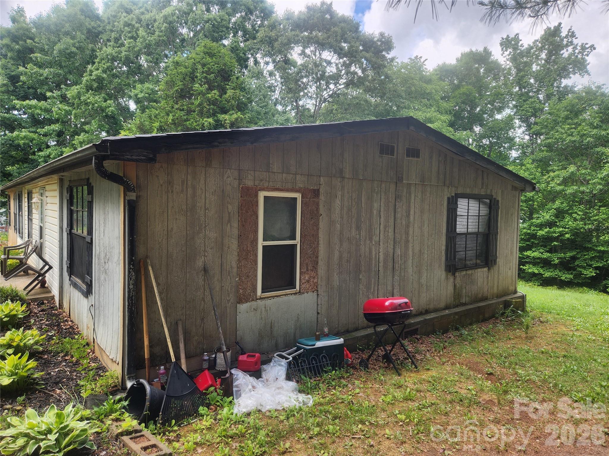 135 Watson Avenue Taylorsville NC 28681