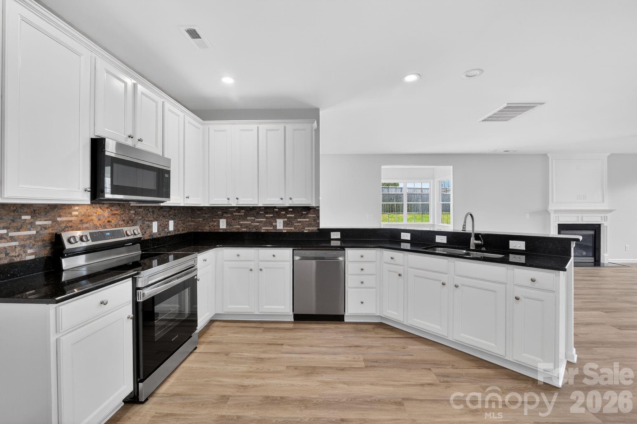 8915 Merrie Rose Avenue Charlotte NC 28213