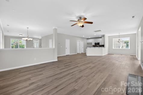 8915 Merrie Rose Avenue Charlotte NC 28213
