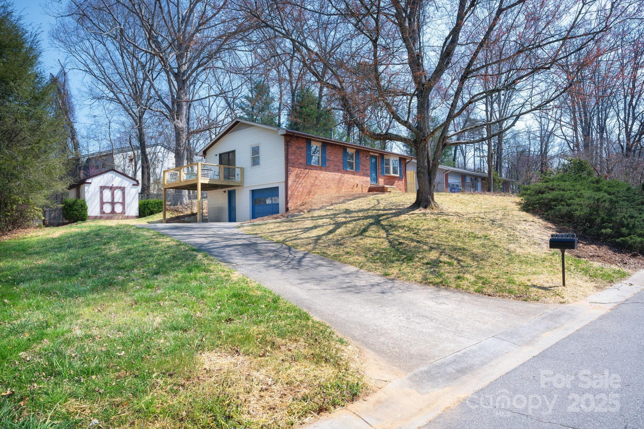 29 Evelake Drive Asheville NC 28806