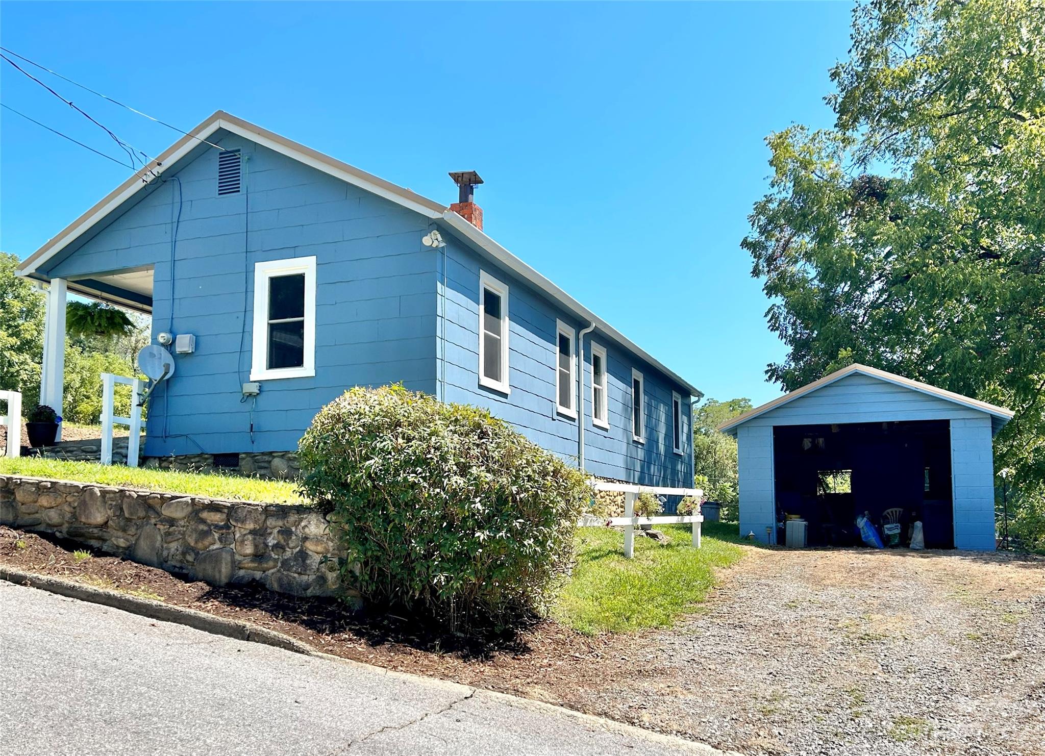 137 Winfield Street Canton NC 28716